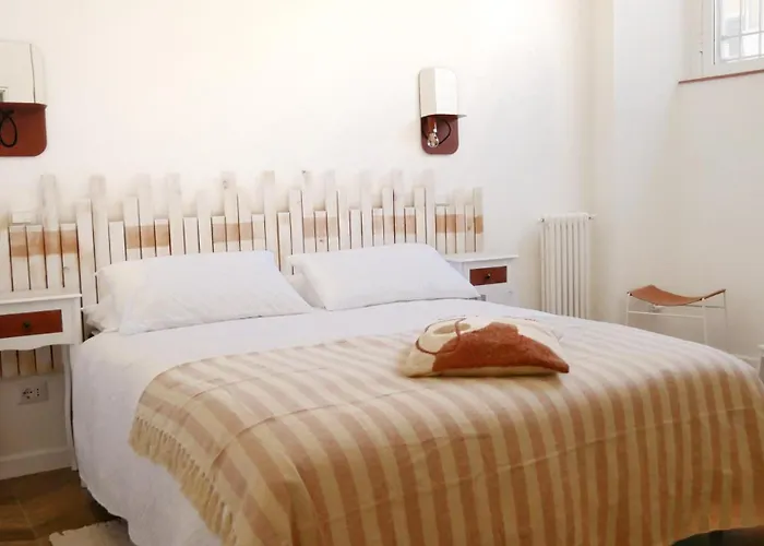 Vera Roma Suite& - Charming 3 Bedroom Apt - 20Min Walk From Colosseum