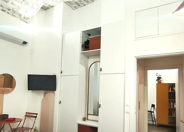 Vera Roma Suite& - Charming 3 Bedroom Apt - 20Min Walk From Colosseum